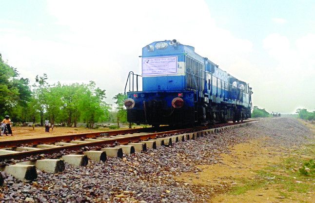 Rowghat rail track गोरखपुर-आजमगढ़ व वाराणसी ट्रेन रूट जल्द