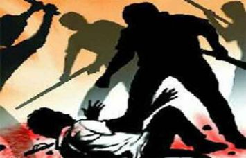 Death of the child, the doctor beaten बच्चे की मौत, परिजनों ने डॉक्टर को पीटा
