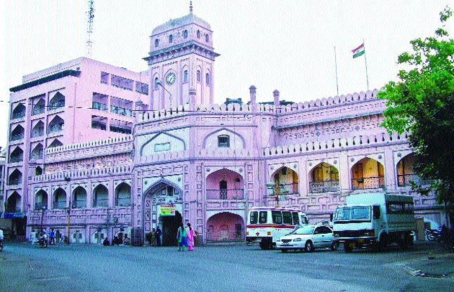 surat मनपा के गलियारे रहे सूने