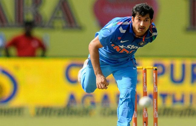 mohit sharma मोहित शर्मा पर लगी 6.50 करोड़ की बोली, पंजाब ने खरीदा