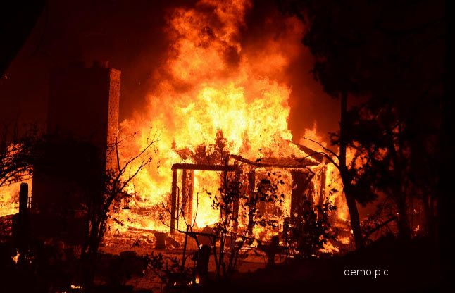 my house on fire essay Descriptive essay 1 we were all jubilant for it was the day of deepavalimy brothers and i woke up very early had oil bath and soon settled to bu. my house on fire essay Descriptive essay 1 we were all jubilant for it was the day of deepavalimy brothers and i woke up very early had oil bath and soon settled to bu.