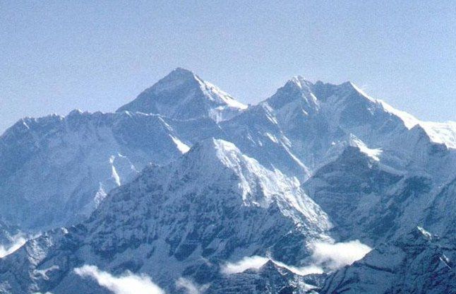 mount everest एवरेस्ट पर तिरंगा फहराने निकले पायो मुर्मू और हेमंत गुप्ता