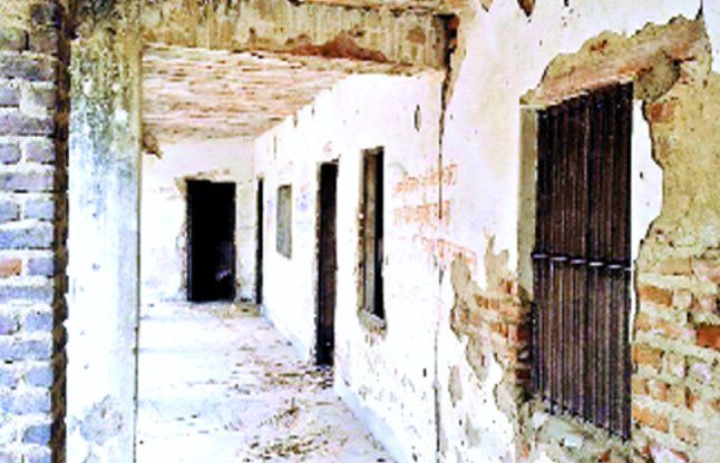 Jalore photo बारहवीं तक कक्षाओं के लिए एक कमरा