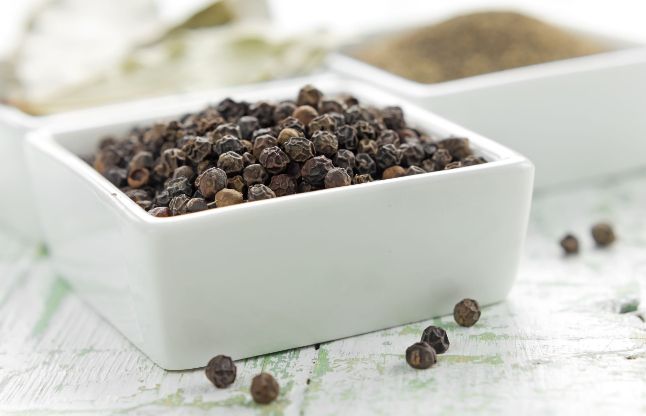 black pepper काली मिर्च के फायदे अनेक, ऐसे करें इस्तेमाल