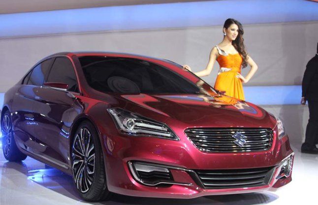 Ciaz vs S-Cross प्राइस के मामले में कौन सी है बेहतर, Ciaz या S-Cross