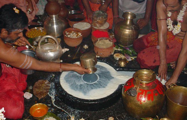 Baba Baidyanath Arti In Deoghar Jharkhand - 250 रुपए में करें बाबा बैद्यनाथ  में सुबह की पूजा और आरती | Patrika News