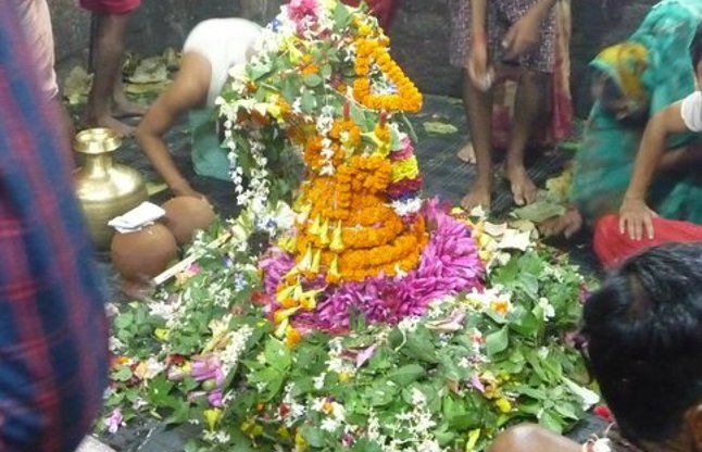 BJP Strategist Arrived Baba Baidyanath Dham - गोड्डा उपचुनाव: बीजेपी के  रणनीतिकार पहुंचे बाबा बैद्यनाथ धाम | Patrika News