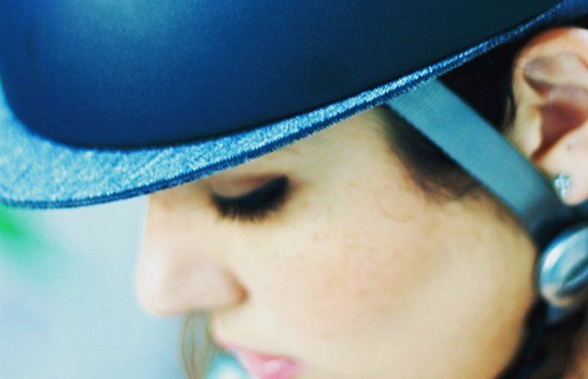 foldable helmet हाथ में लेकर घूमने की जरूरत नहीं, जेब में रखें इस हैलमेट को
