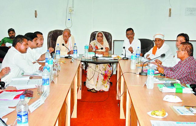 ashoknagar स्कूलों में जल्द कराएं पानी की व्यवस्था