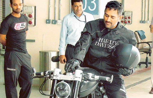 Checkout MS Dhoni's Bike Collection - ये है कैप्टन कूल ...