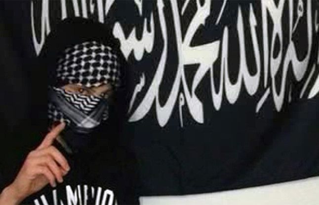 ISIS आईएस की महिला सदस्य ब्रिटेन लौटी!