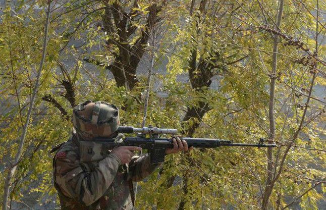 Indian Army J&K एनकाउंटरः 3 आतंकी मरे, 2 कैप्टन सहित 5 जवान शहीद