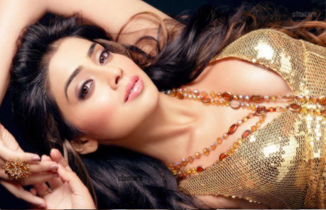 shriya saran आज ही के दिन जन्मी थीं अभिनेत्री श्रेया सरन
