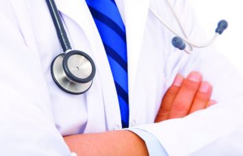Sonography is the name of the doctor accused of money to charge डॉक्टर पर सोनोग्राफी के नाम पर रूपए वसूलने का आरोप
