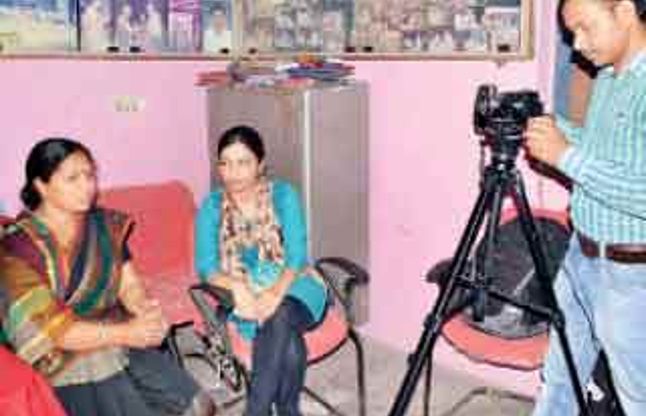 abhudaya ashram एक आश्रम, जो दिखा रहा बेड़िया लड़कियों को नई राह