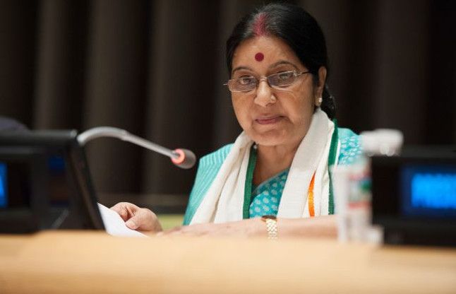 Sushma Swaraj पाकिस्तान के साथ वार्ता पर बोलीं सुषमा: युद्ध कोई विकल्प नहीं