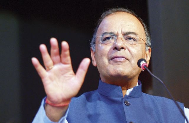 GST पर राहुल ने दिए तीन सुझाव, जेटली ने बताया हास्यास्पद