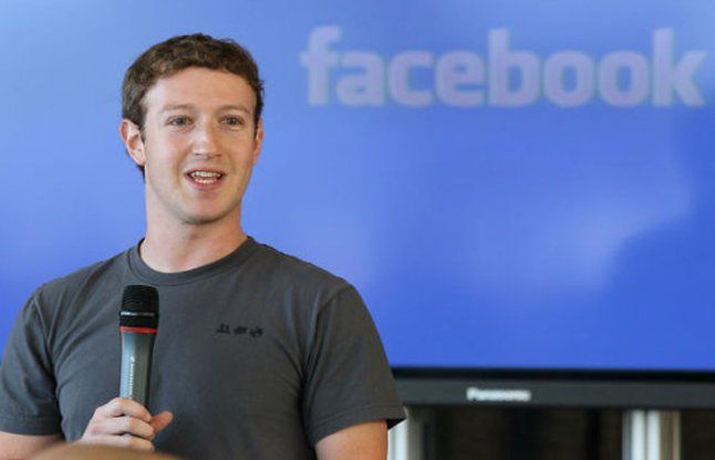 mark zuckerberg iit delhi 1 अरब हुई व्हाट्सएप उपयोगकर्ताओं की संख्या