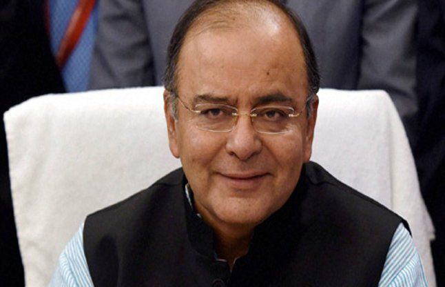 Minister for Finance arun jaitely समलैंगिकता के फैसले पर पुनर्विचार करे सुप्रीम कोर्टः जेटली