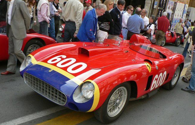 1956 Ferrari Car 59 साल में कभी क्रैश नहीं हुई ये कार, 187 करोड़ में हुई नीलाम