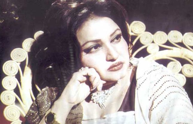 Madam Noor Jahan Remembered On Death Anniversary - दिलीप कुमार के रोकने के बावजूद भी पाकिस्तान में जा बसीं नूरजहां | Patrika News