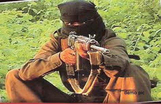 Maoist arrested news माओवादियों ने पोस्टर चिपकाकर 22 पंचायतों में फैलाई दहशत