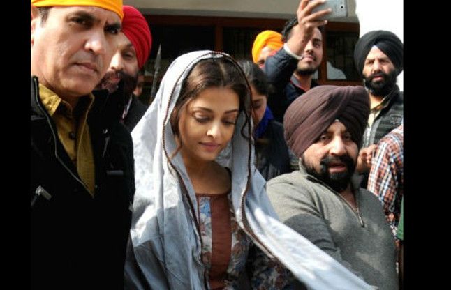 aishwarya rai bachchan गोल्डन टेम्पल में ऐश्वर्या राय ने की सरबजीत की शूटिंग