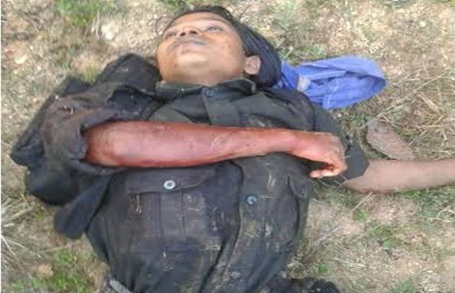 naxal झारखंड: पुलिस-नक्सलियों की मुठभेड़ में 4 नक्सली ढेर, 2 जवान घायल