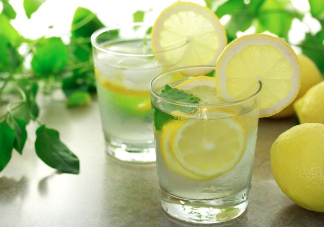 Lemon Water Benefits In Summer Or Winter स बह उठकर न ब प न प न स म लत ह य 9 फ यद Patrika News