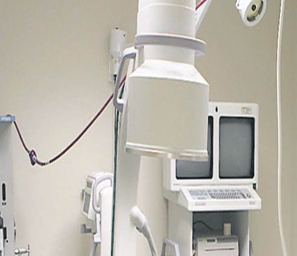 hospital आजमगढ़ के इस अस्पताल को है इलाज की जरूरत