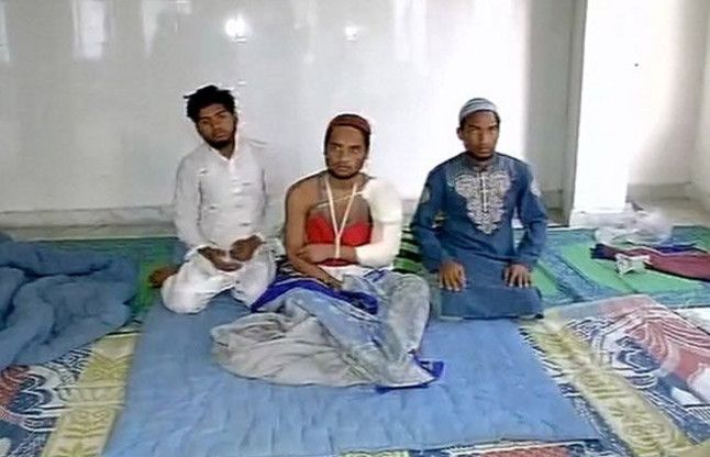Madrasa Students दिल्ली में 'जय माता की' नहीं बोलने पर 3 छात्रों की बेरहमी से पिटाई