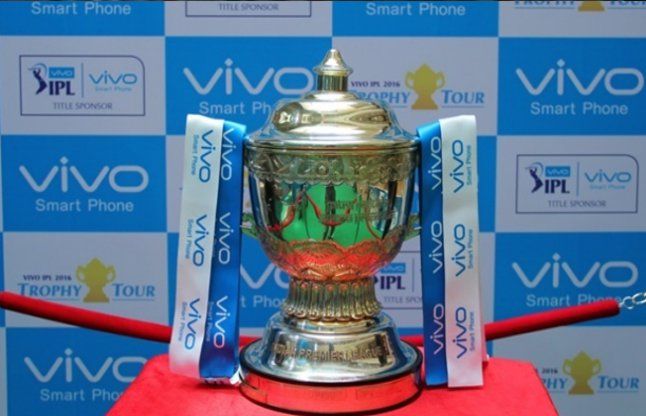 IPL trophy ये रहा आईपीएल-9 के मैंचों का शेड्यूल और वेन्यू