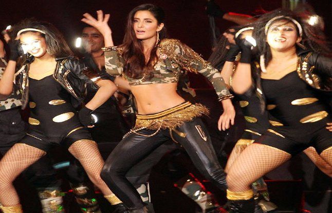Opening ceremony of IPL-9 IPL-9: ओपनिंग सेरेमनी में कैटरीना, जैकलीन ने किया परफॉर्म