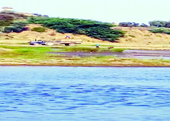 sand mafia ऐसे चल रहा है रेत का अवैध कारोबार, ये हैं तरीके