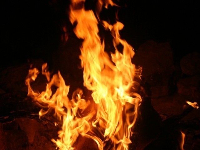 aag अंधविश्वास का खेल: आग की लपटों में नचाया किशोरी को