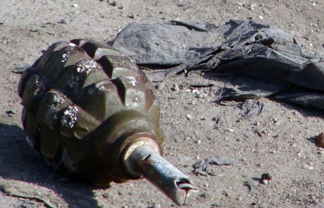 hand grenade पाक कोर्ट में ग्रेनेड फटा, जज समेत 5 लोग घायल