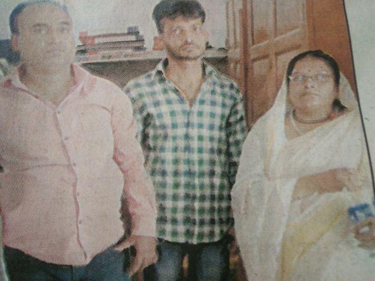 police arrested three accused for prostitution हीरोईन बनाने का ख्वाब दिखाकर कराते थे वेश्यावृत्ति