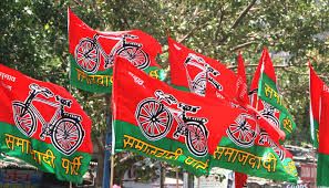 sp leader सपा नेत्री सना परवीन के खिलाफ आजमगढ़ दर्ज हुआ मुकदमा