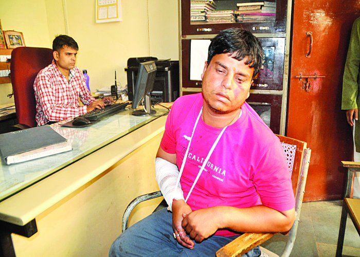 crime पहले कारोबारी को पीटा फिर लूटा, कोई नहीं आया बचाने ...जाने क्यों?