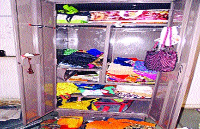Dholpur photo दो सूने मकानों से नकदी व जेवर चोरी