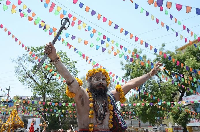 simhastha चौथी पेशवाई में जमी पर उतर आए चांद-सूरज