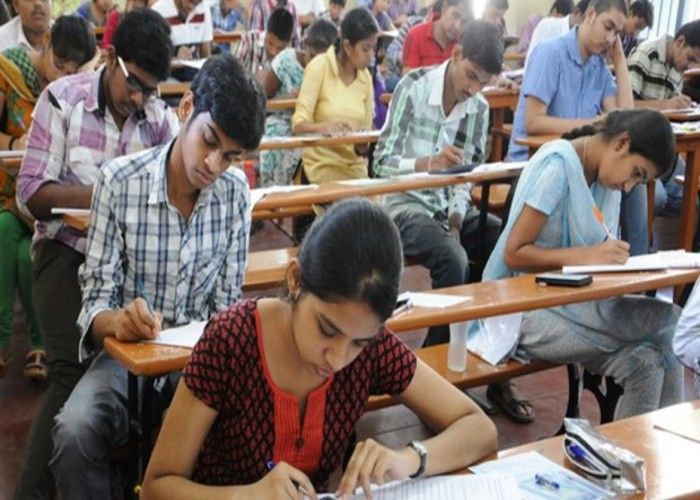 Only One Student Is Clearly Pass In Law Colleges Semester Exam - 9 लॉ  कॉलेज, 512 स्टूडेंट्स लेकिन पास सिर्फ 1, पढ़िए पूरी खबर | Patrika News