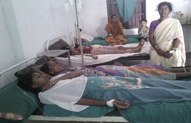Food poisoning Illness to improve health #Food poisoning: पीडि़तों के स्वास्थ्य में सुधार