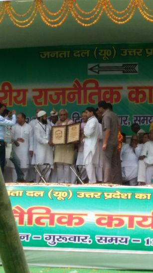 cm bihar nitish kumar in varanasi बिहारी बाबू ने लालू के समधी को छोड़ा पर मोदी को घेरा
