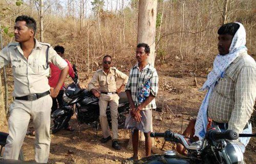 police on spot गला रेतकर जिस बालक की हत्या हुई वह KORBA का निकला