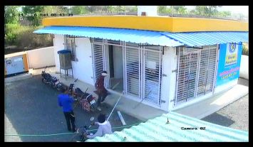 Od Todf out of police custody at the petrol pump पेट्रोल पंप पर तोडफ़ ोड़ करने वाले पुलिस गिरफ्त से बाहर