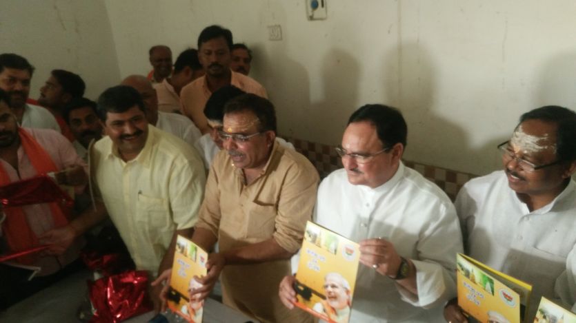 central minister सवालों से झल्लाए केंद्रीय मंत्री ने मीडिया पर की टिप्पणी