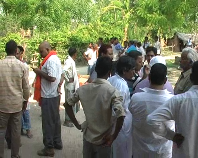double murder डबल मर्डर से फिर दहला जौनपुर, दंपती को गोलियों से भूना