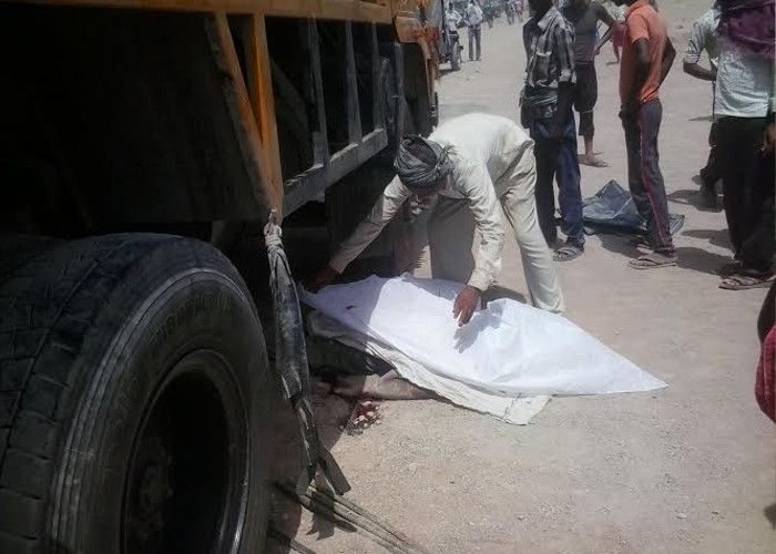 Accident in Etawah सड़क हादसों में तीन लोगों की मौत, दो घायल