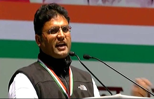 Ashok Tanwar कांग्रेस अध्यक्ष से हुई मारपीट, शिंदे के दरबार में पहुंचे किरण व तंवर